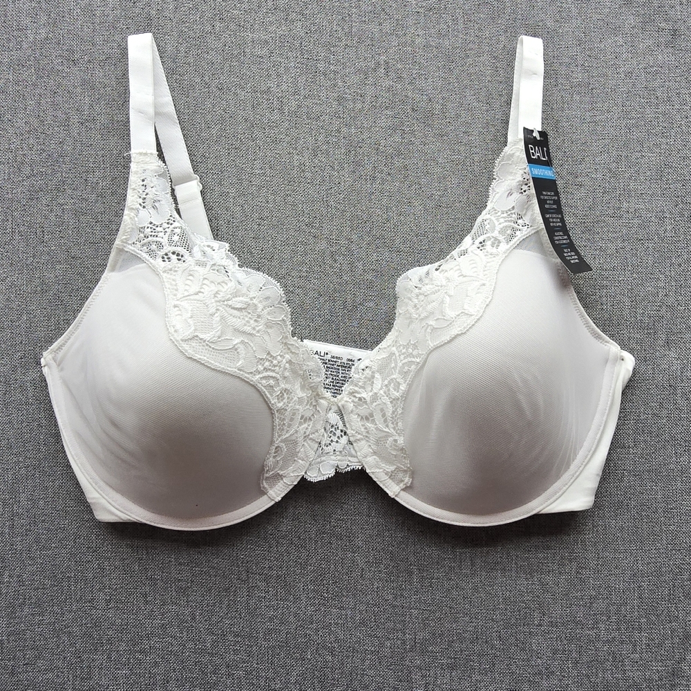 Bali Women's Lace Underwire Bra - White
